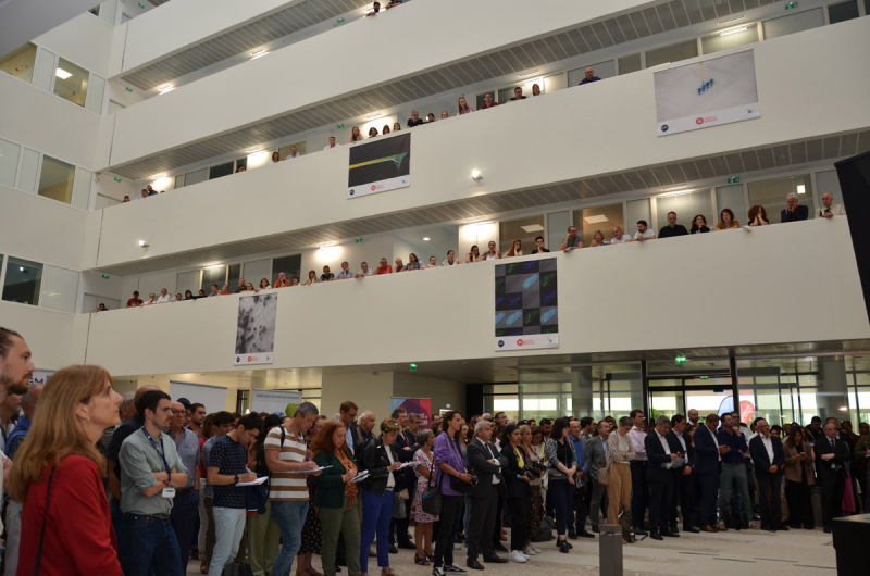 Le public lors de l'inauguration du bâtiment Chimie Balard recherche